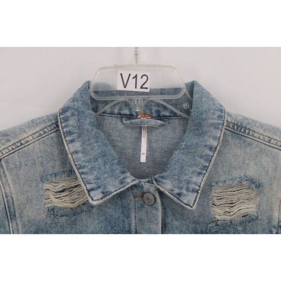 FREE PEOPLE DISTRESSED DESTROYED Denim Jacket Women's Size XS Light Indigo - Picture 2 of 12